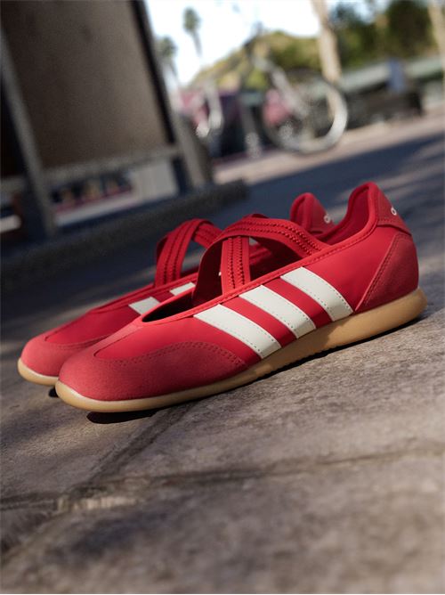 BARREDA MARY JANE ADIDAS | HQ7398UNI
