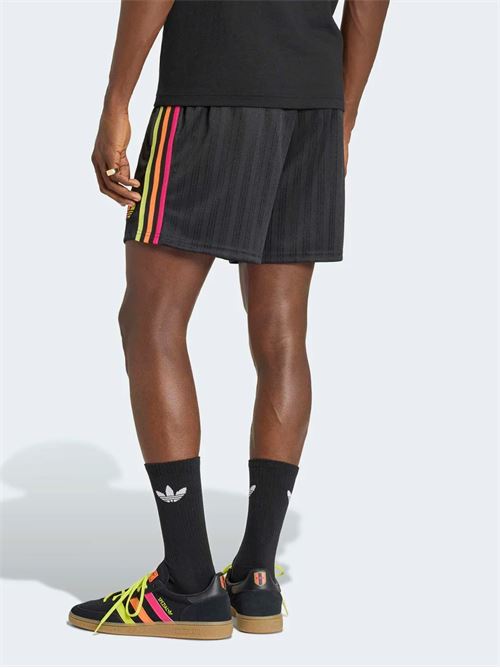 SHORT FPF ADIDAS | KA8596UNI