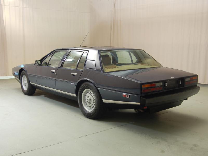 Aston martin lagonda 1982