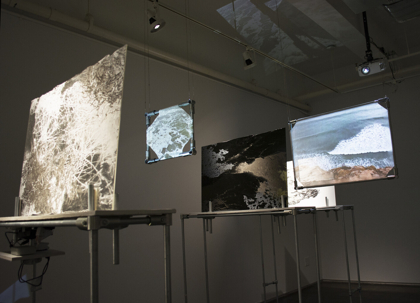 Tomoko Amaki Abe : Installation