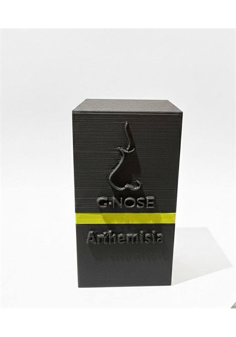 selvatica poesia una distesa di violette, alberi di tonka in fiore ed essenze resina di oud G-nose | Profumo | ARTHEMISIAUN