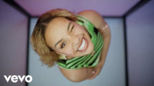 Jorja Smith 'With You' music video