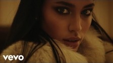 Lais 'Cocaine Rain' music video
