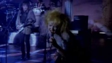 Cyndi Lauper 'Boy Blue' music video