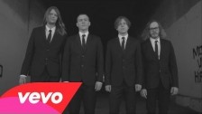 Cage The Elephant 'Cigarette Daydreams' music video