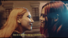 Bruses 'Dueles Tan Bien' music video