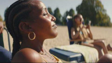 Zwonaka 'Suntanning (for Blacks)' music video