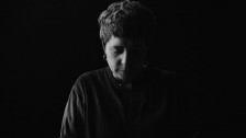 Lisa O'Neill 'The Wind Doesn't Blow This Far Right' music video