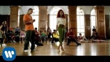 Sean Paul 'Give It Up To Me' music video