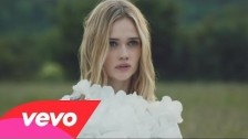 Florrie 'Little White Lies' music video