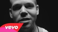 Calle 13 'Adentro' music video