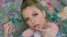 Baby Ariel 'Aww' music video