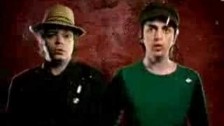 Supergrass 'Kiss of Life' music video