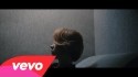 La Roux 'Let Me Down Gently' Music Video
