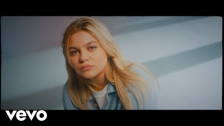 Louane 'Désolée' music video