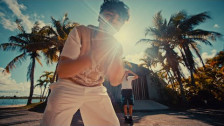 Xavi & Kapo 'Bien Pedos' music video