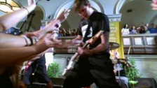 Blink-182 'The Rock Show' music video