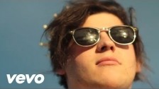 Wavves 'King Of The Beach' music video