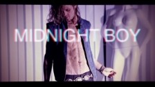 Midnight Boy 'Roll With It' music video