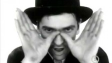 Robyn Hitchcock & The Egyptians 'Madonna of the Wasps' music video