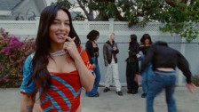 Cil 'Loser' music video