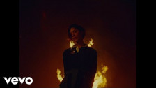 Gracie Abrams 'Hit the Wall' music video