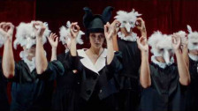 Pomme 'Seule dans la foule' music video