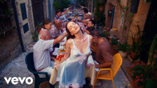 Dove Cameron 'When In Rome' music video