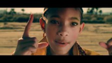 Willow '21st Century Girl' music video