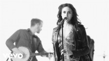 Kelleigh Bannen 'Smoke When I Drink' music video