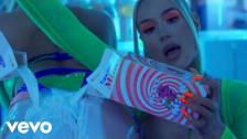 Iggy Azalea 'Sip It' music video