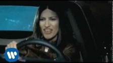 Laura Pausini 'Dos Historias Iguales' music video