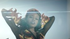 Azealia Banks 'Heavy Metal And Reflective' music video