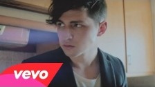 Porter Robinson 'Lionhearted' music video