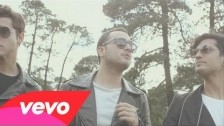 Reik 'Con la Cara en Alto' music video