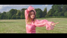 Imogen Mahdavi 'Doormat Darling' music video