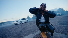 sosocamo 'there he go' music video