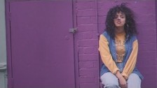 Mahalia 'Never Change' music video