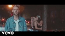 Wrabel '11 Blocks' music video