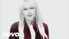 Orianthi 'Shut Up and Kiss Me' music video