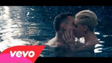 Pink 'Just Give Me A Reason' music video