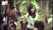 Sneha Khanwalkar 'Yere Yere' music video