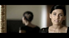 Nelly Furtado 'Mas' music video