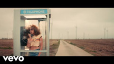 Izzy Bizu 'MG' music video