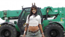 horsegiirL 'c*ntry girl rock' music video