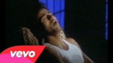 Enrique Iglesias 'Trapecista' music video