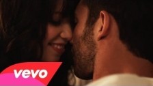 Carly Rae Jepsen 'Tug Of War' music video