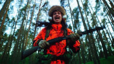 Oliver Tree 'Superhero' music video