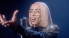 Bilal Hassani 'Roi' music video