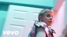Robyn 'Set You Free' music video